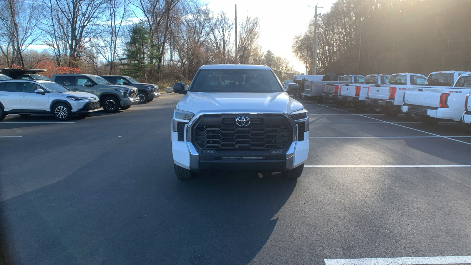 2025 Toyota Tundra 4WD SR5 8