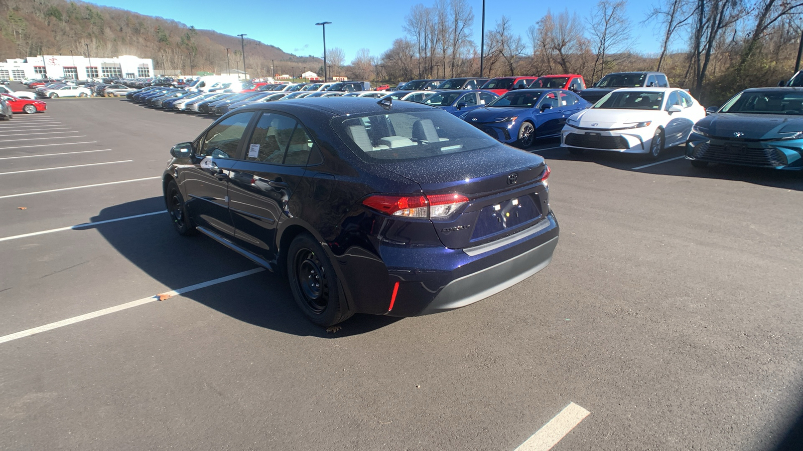 2025 Toyota Corolla LE 5