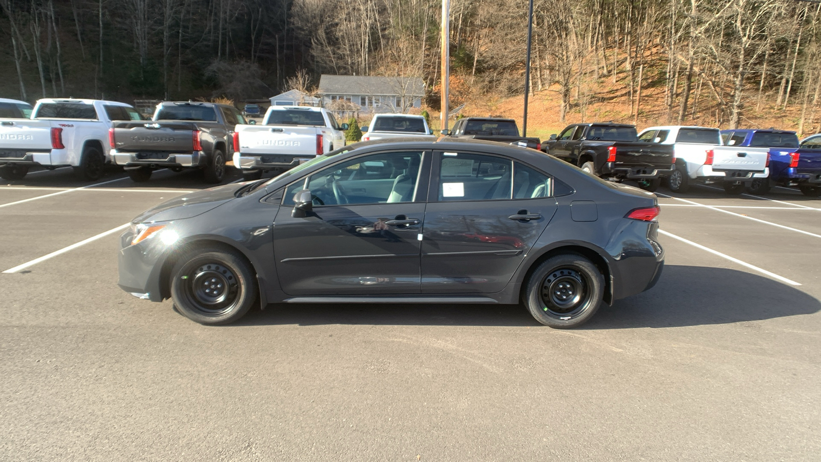 2025 Toyota Corolla LE 6