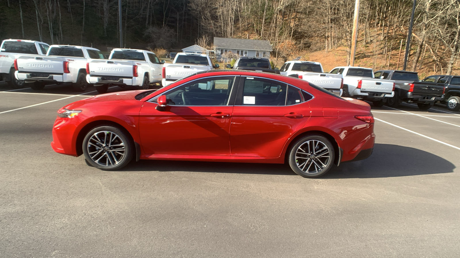 2025 Toyota Camry XLE 6