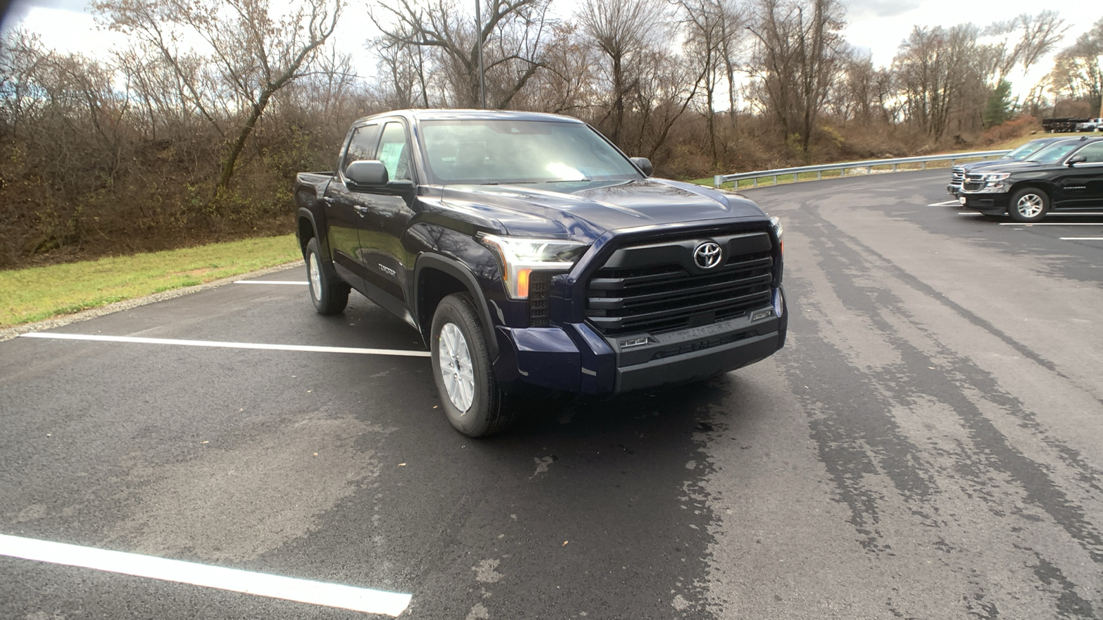 2025 Toyota Tundra 4WD SR5 1