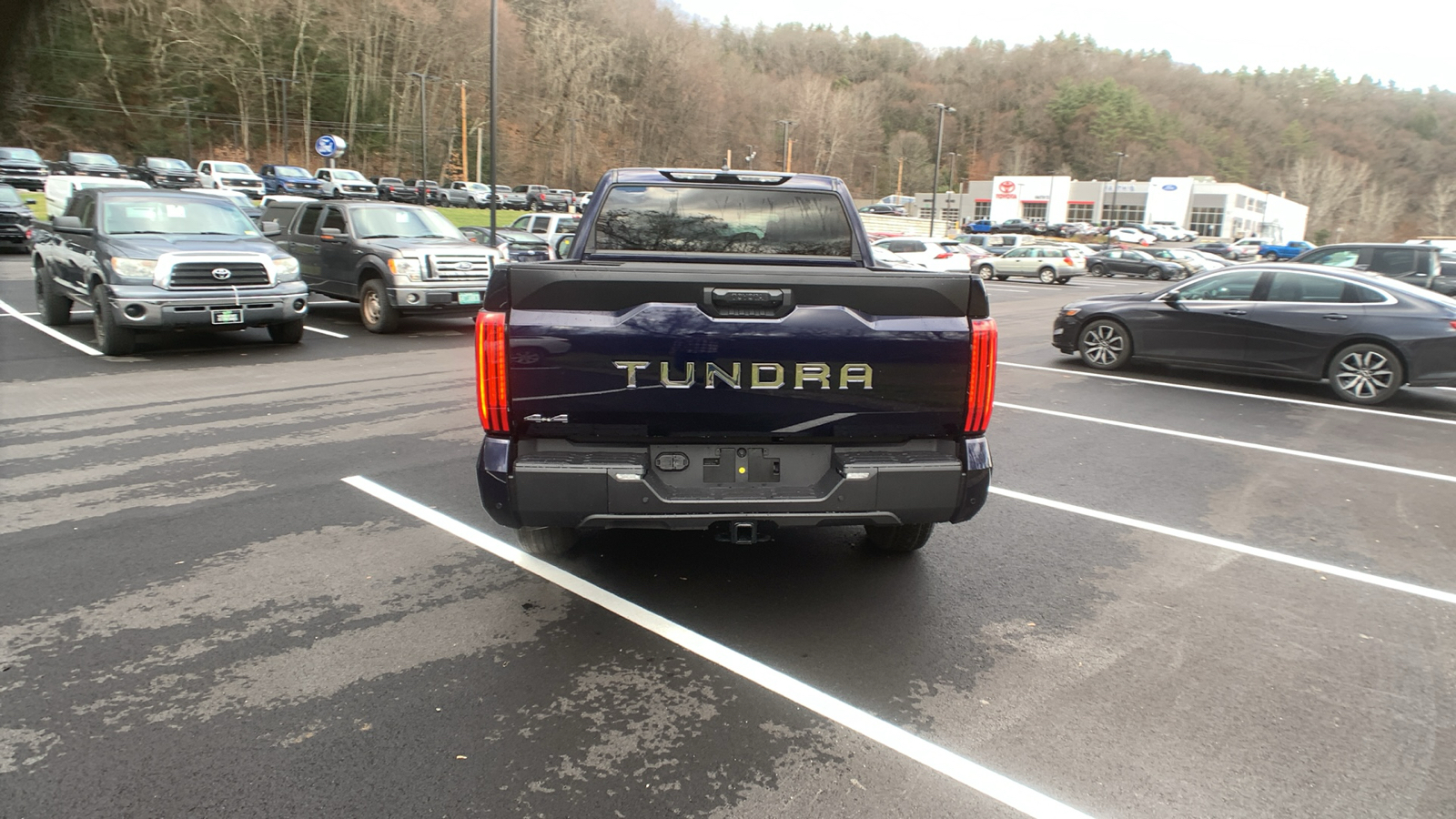 2025 Toyota Tundra 4WD SR5 4