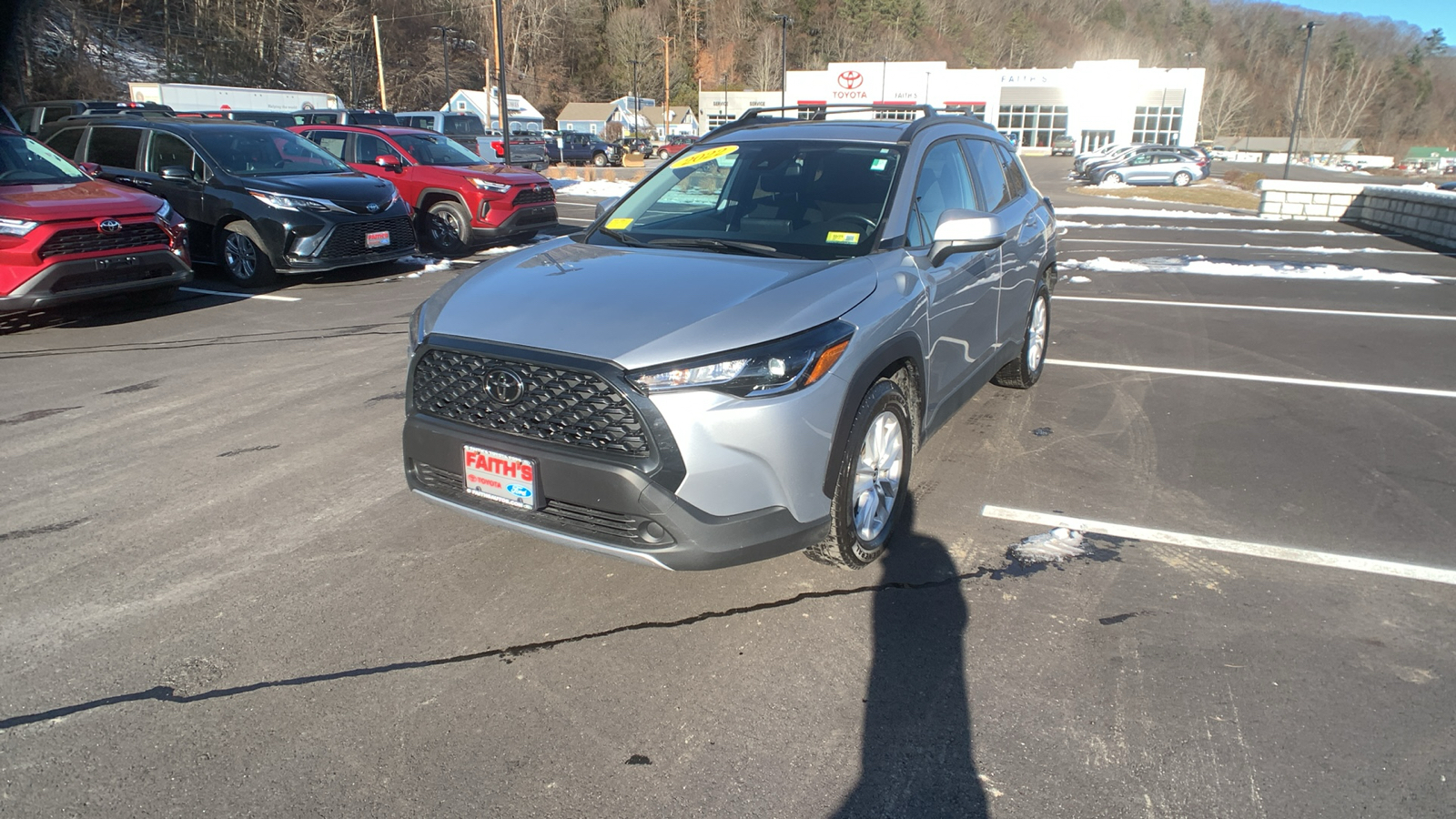 2022 Toyota Corolla Cross LE 7