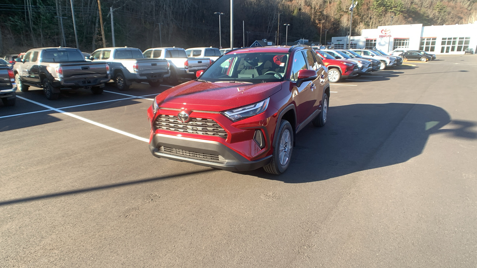 2025 Toyota RAV4 Hybrid LE 7