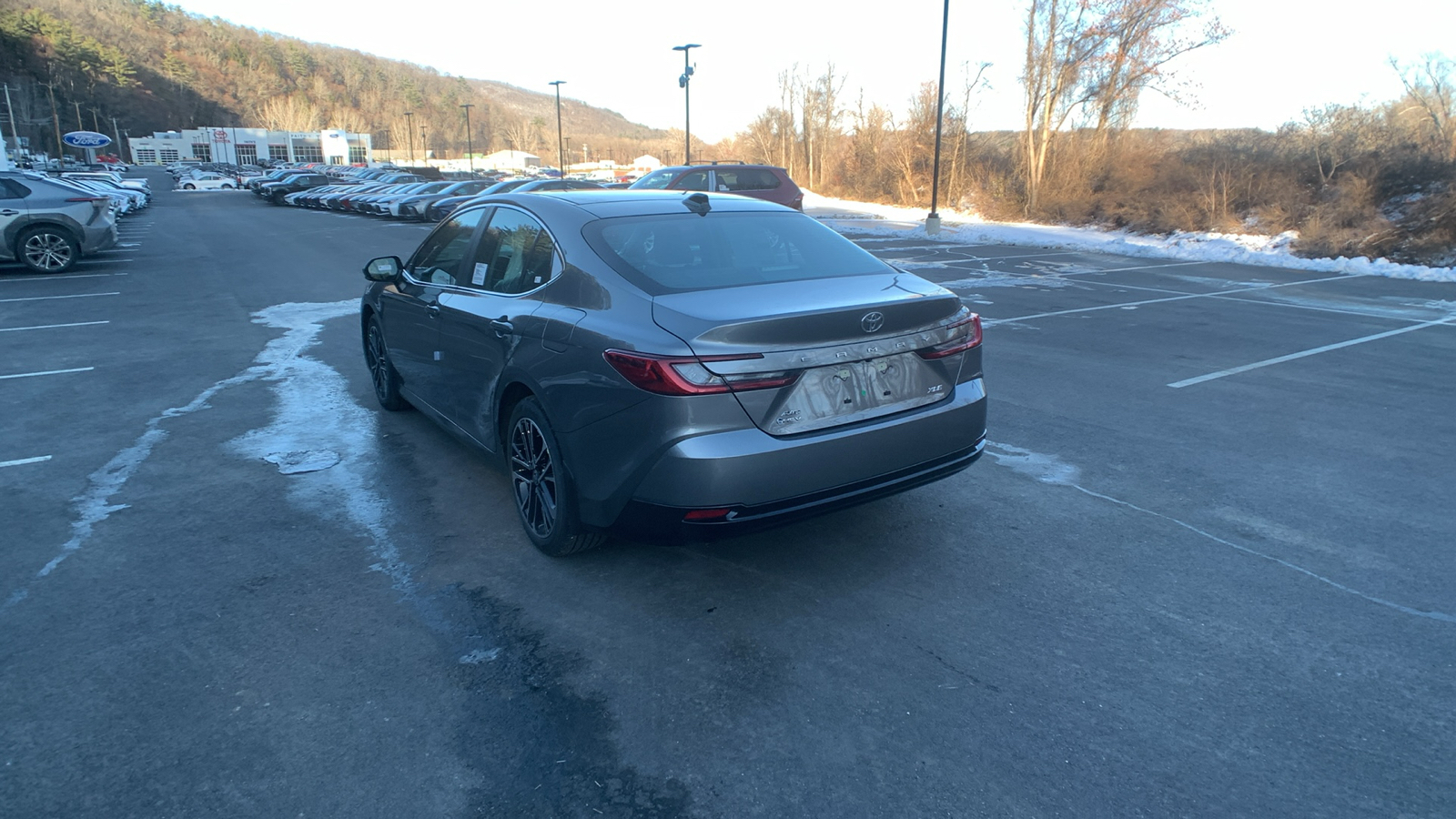 2025 Toyota Camry XLE 5