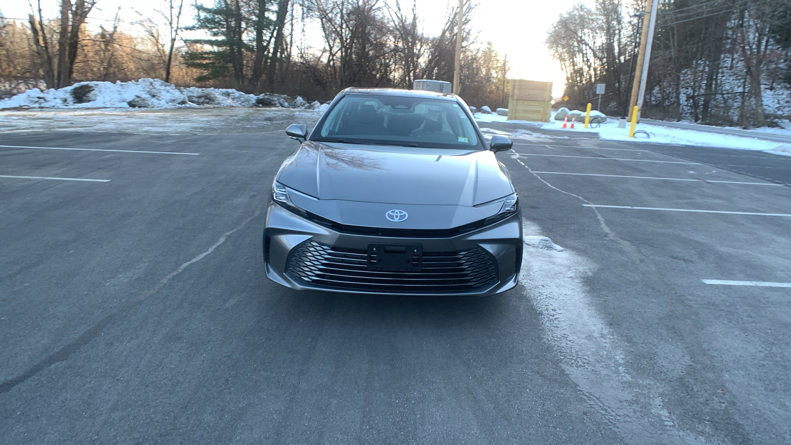 2025 Toyota Camry XLE 8