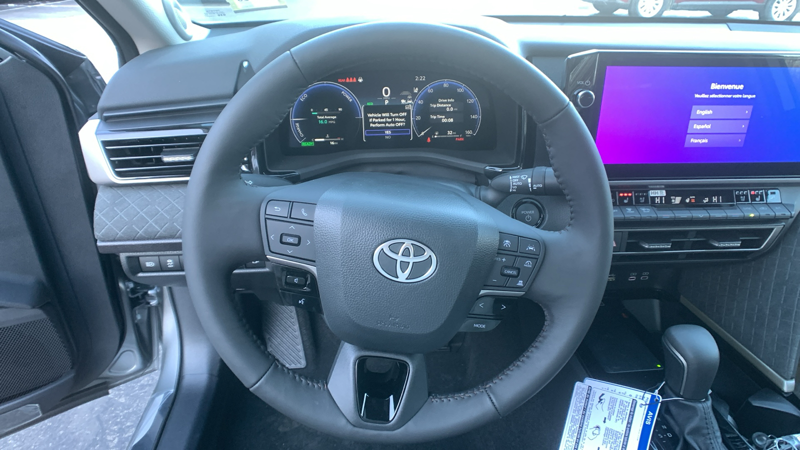 2025 Toyota Camry XLE 24