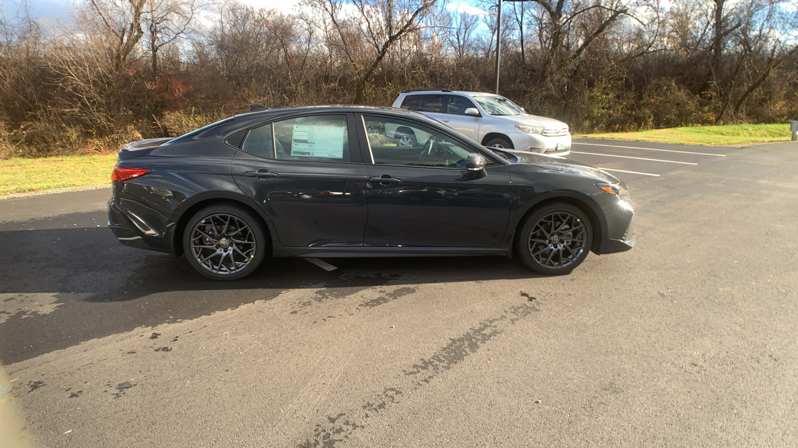 2025 Toyota Camry XSE 2