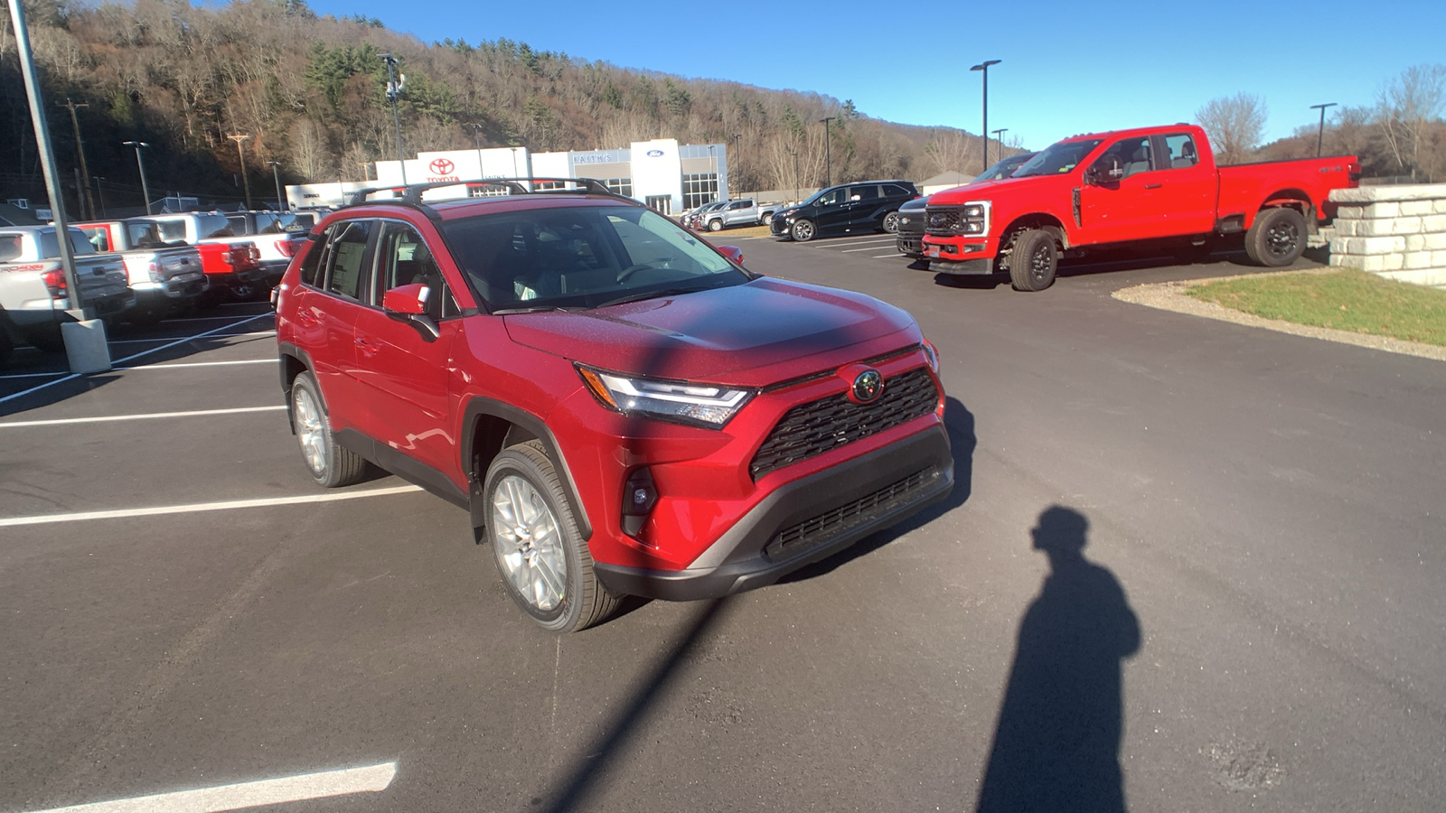 2025 Toyota RAV4 XLE Premium 1