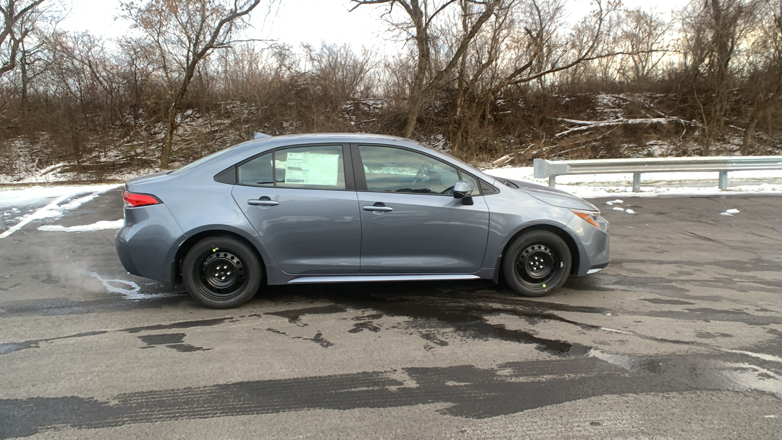 2025 Toyota Corolla LE 2