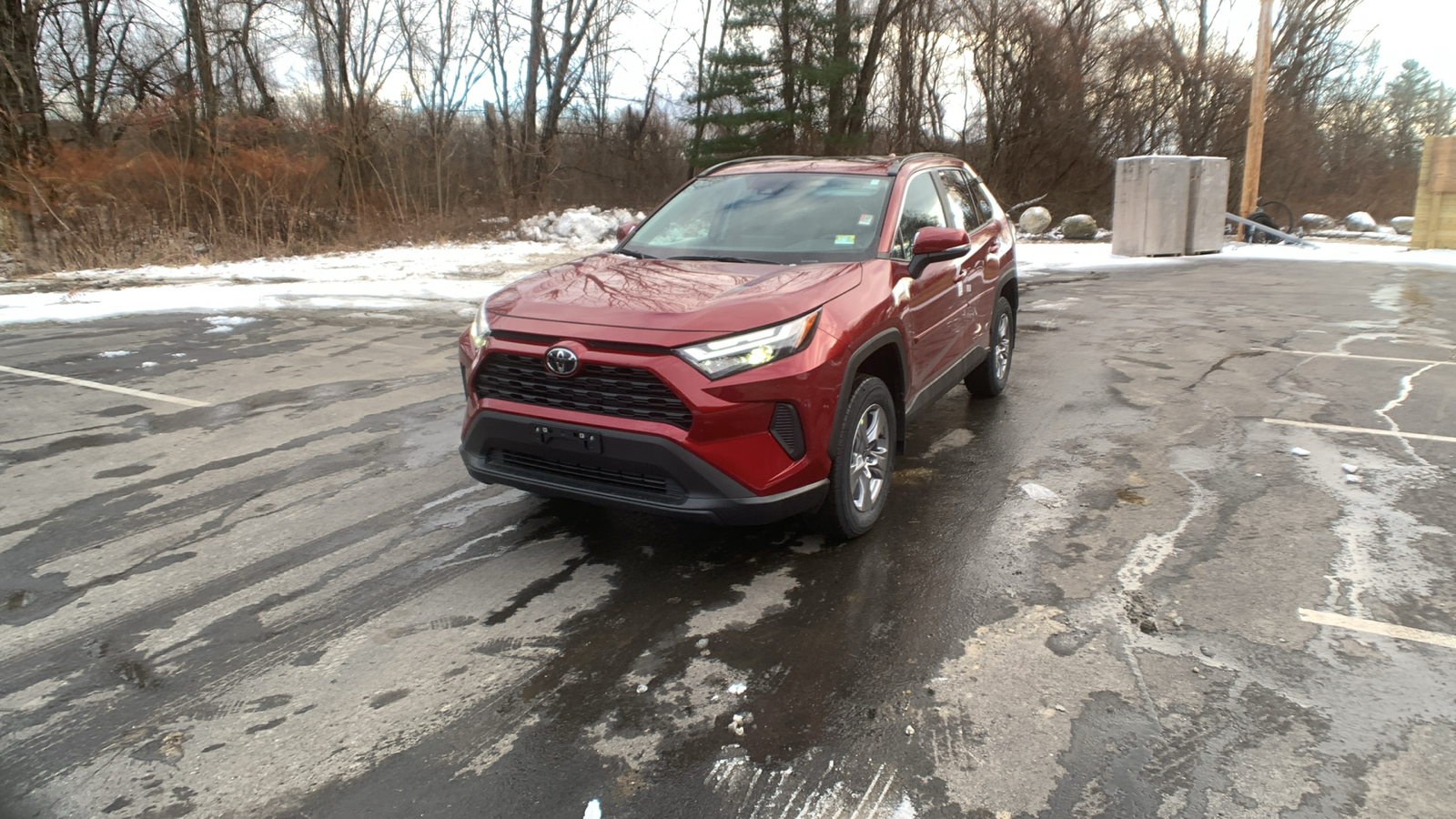 2025 Toyota RAV4 XLE 7