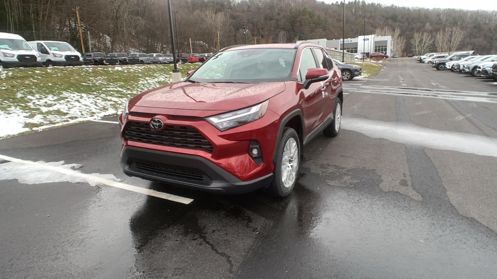 2025 Toyota RAV4 XLE Premium 7