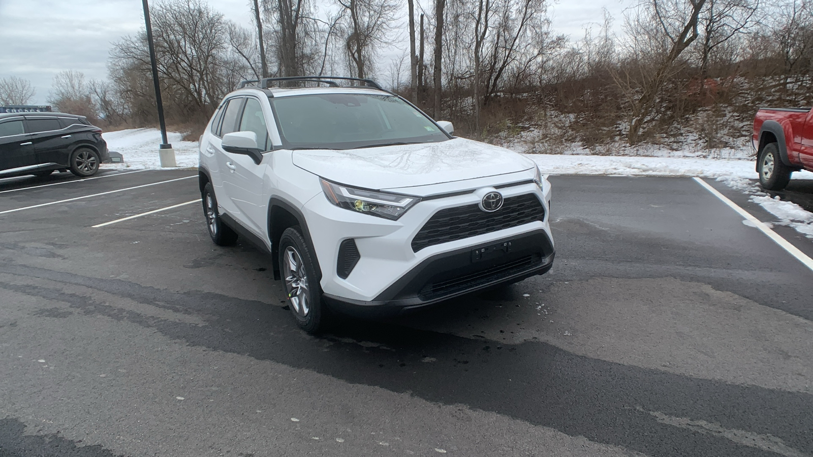 2025 Toyota RAV4 Hybrid XLE 1