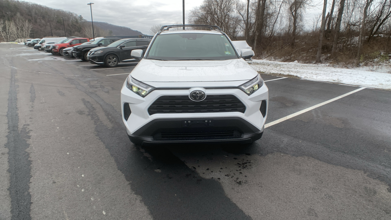 2025 Toyota RAV4 Hybrid XLE 8