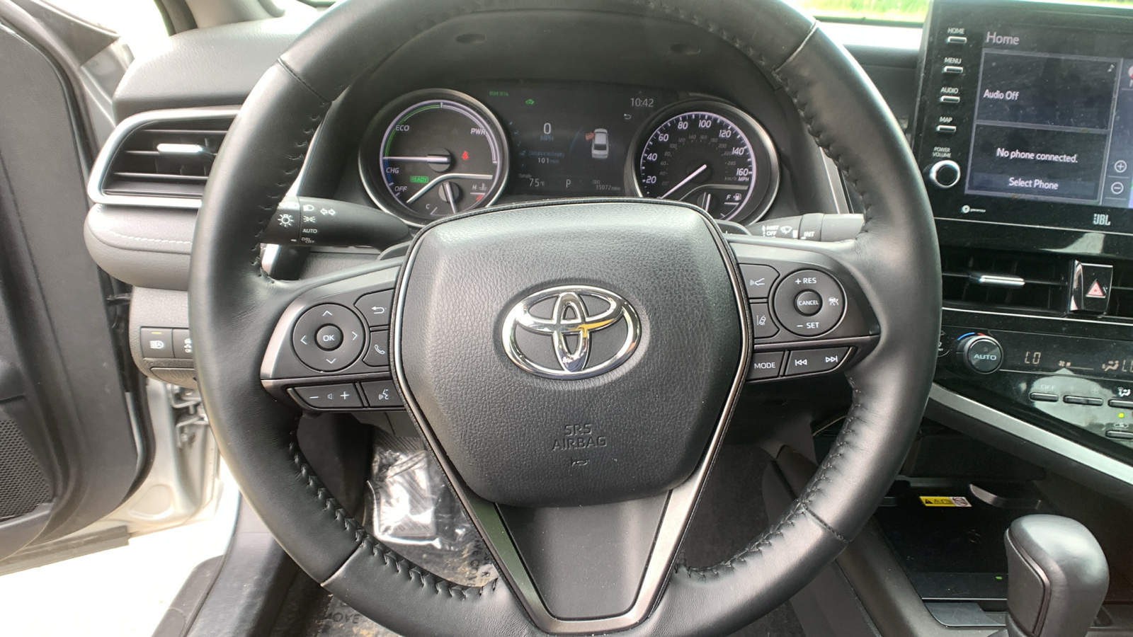 2022 Toyota Camry Hybrid XSE 23