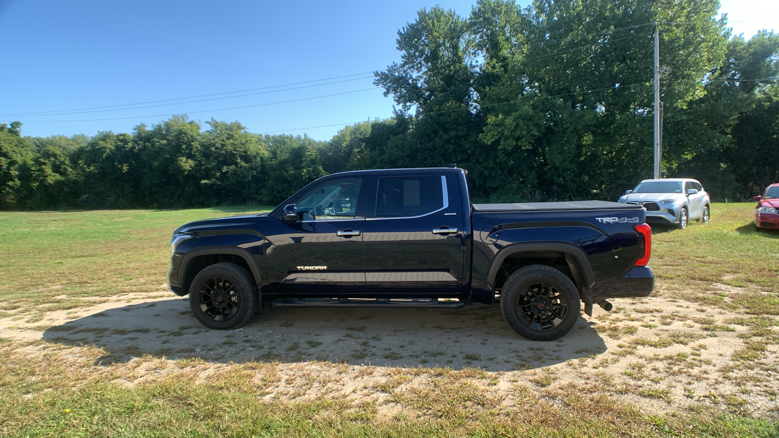 2023 Toyota Tundra 4WD Limited 6