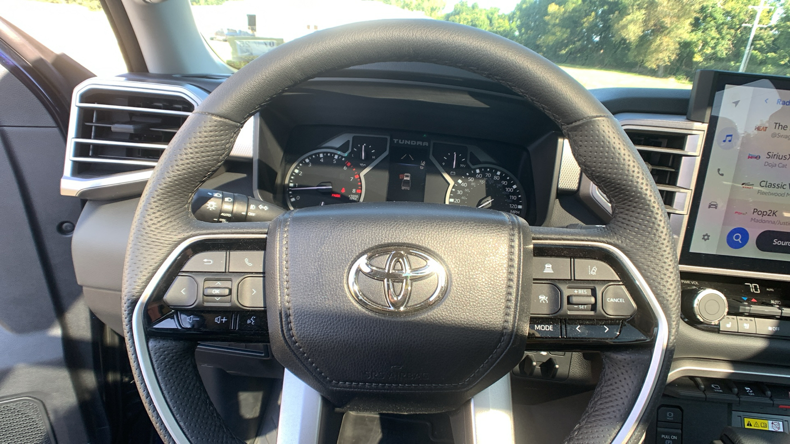 2023 Toyota Tundra 4WD Limited 14