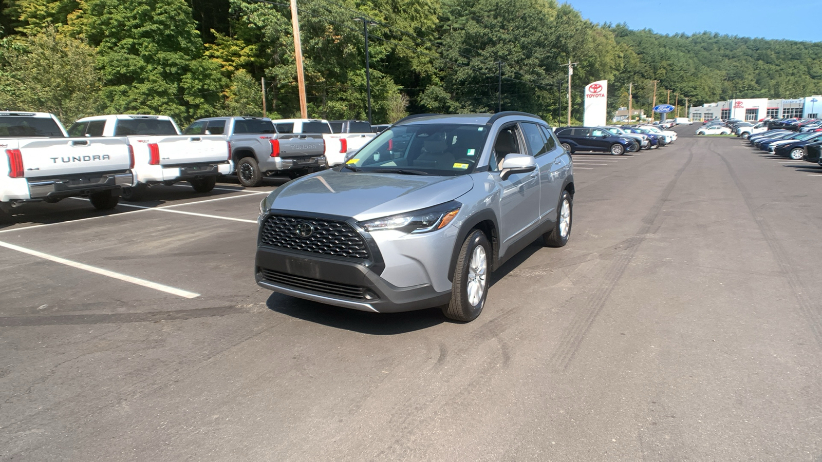 2023 Toyota Corolla Cross LE 7