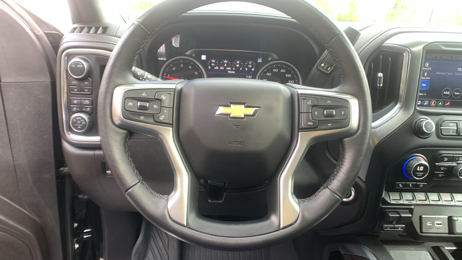 2023 Chevrolet Silverado 2500HD LTZ 23