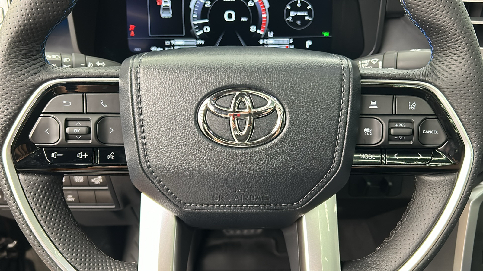 2022 Toyota Tundra Platinum 28