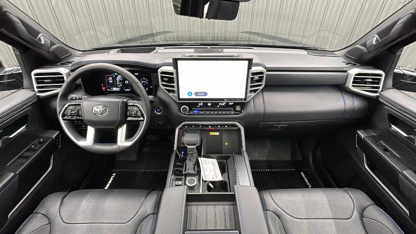 2022 Toyota Tundra Platinum 36