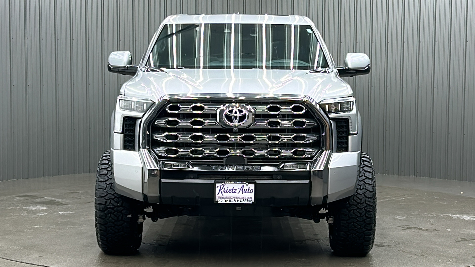 2024 Toyota Tundra Hybrid Platinum 8