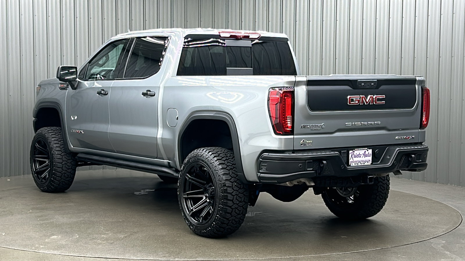 2023 GMC Sierra 1500 AT4X 3