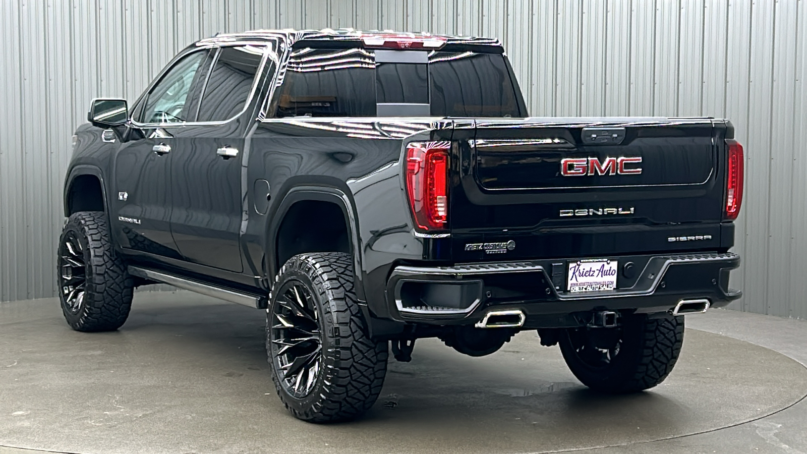 2023 GMC Sierra 1500 Denali 3