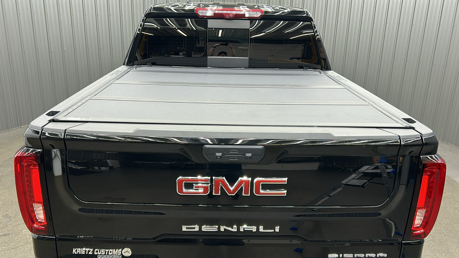 2023 GMC Sierra 1500 Denali 16