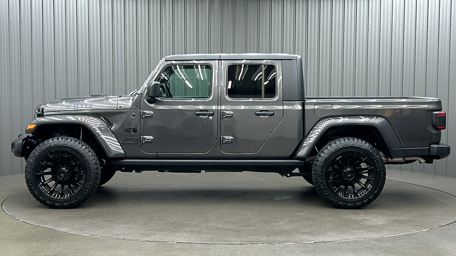 2024 Jeep Gladiator Willys 2