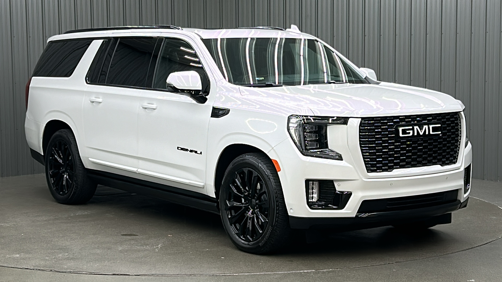 2023 GMC Yukon XL  7