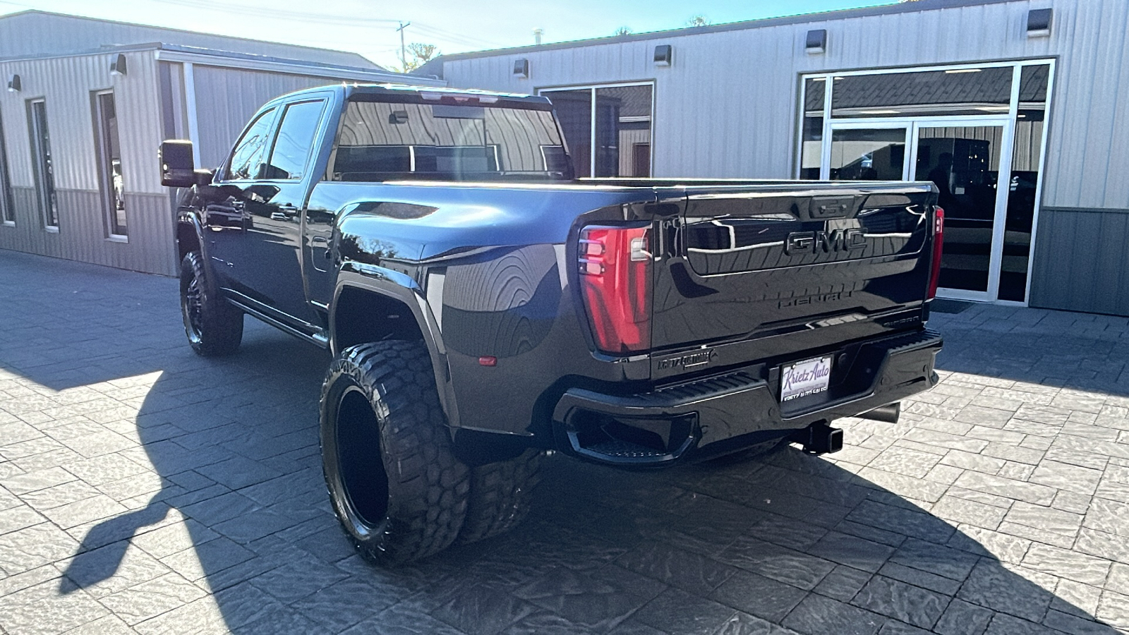 2025 GMC Sierra 3500HD Denali Ultimate 3