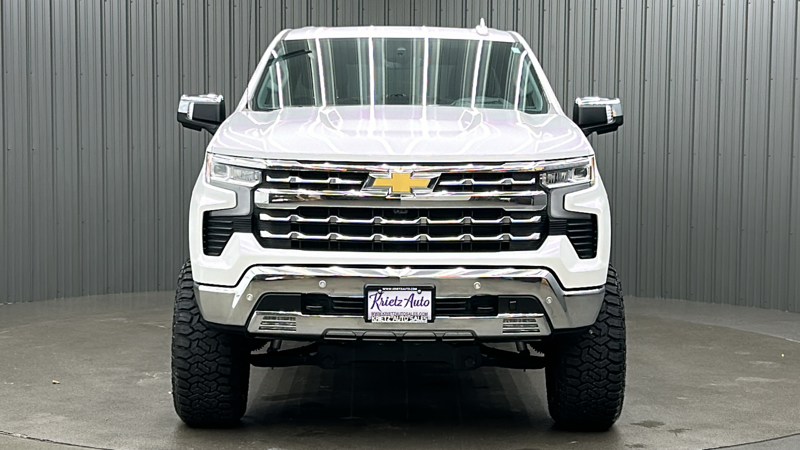 2023 Chevrolet Silverado 1500 LTZ 8