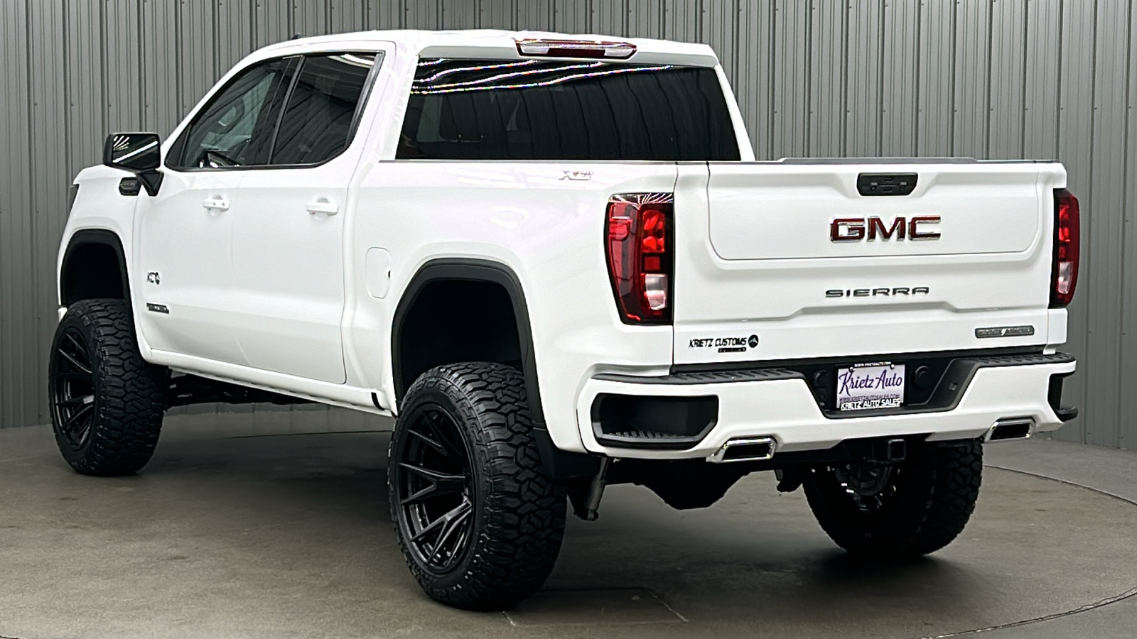 2023 GMC Sierra 1500 Elevation 3