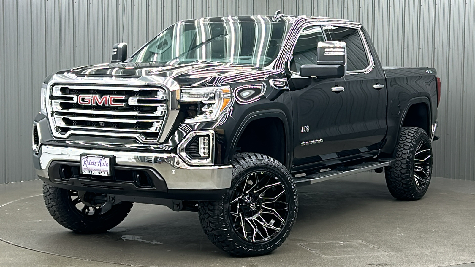 2022 GMC Sierra 1500 Limited SLT 1