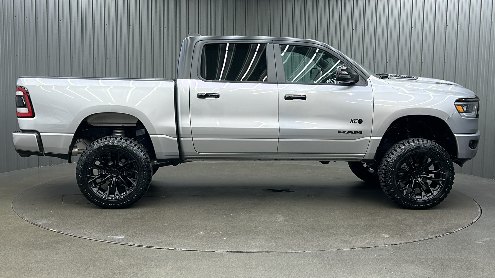 2024 Ram 1500 Laramie 6