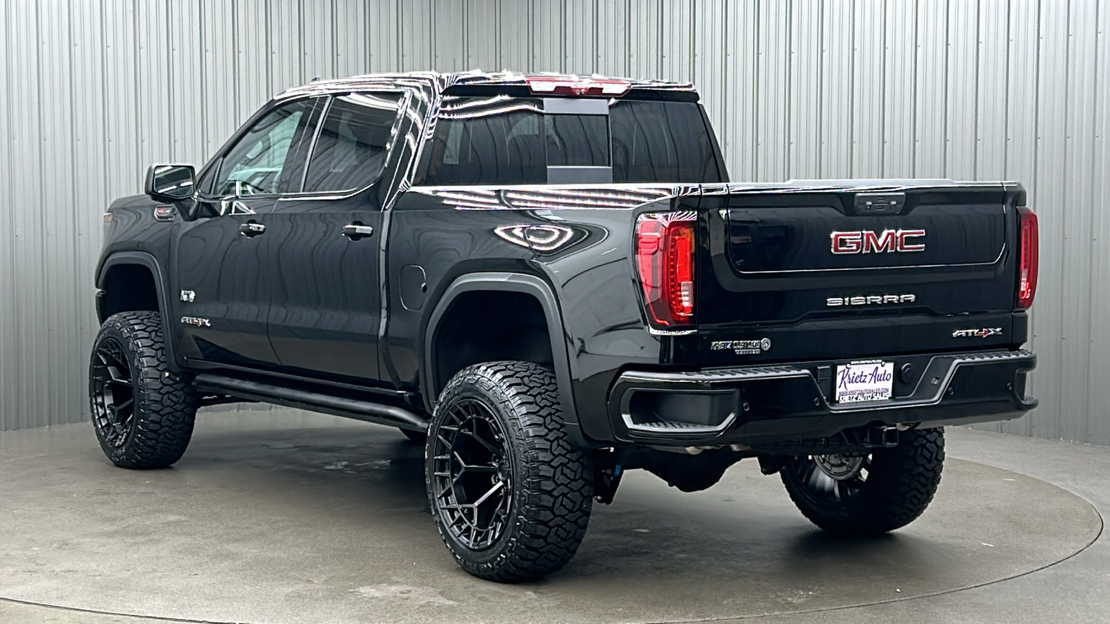 2023 GMC Sierra 1500 AT4X 3