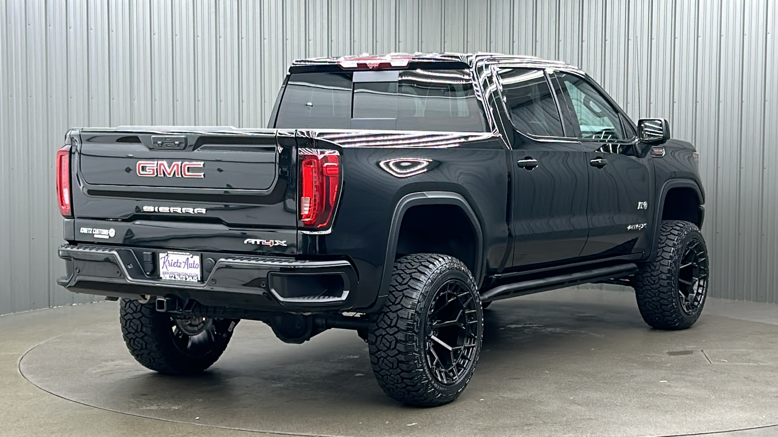 2023 GMC Sierra 1500 AT4X 5