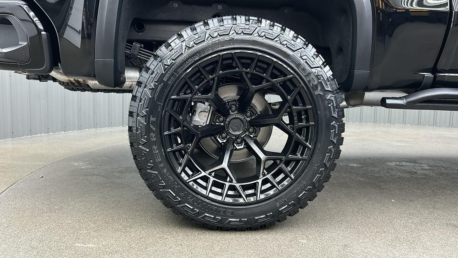 2023 GMC Sierra 1500 AT4X 11