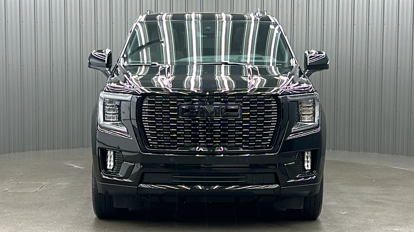 2024 GMC Yukon Denali 8