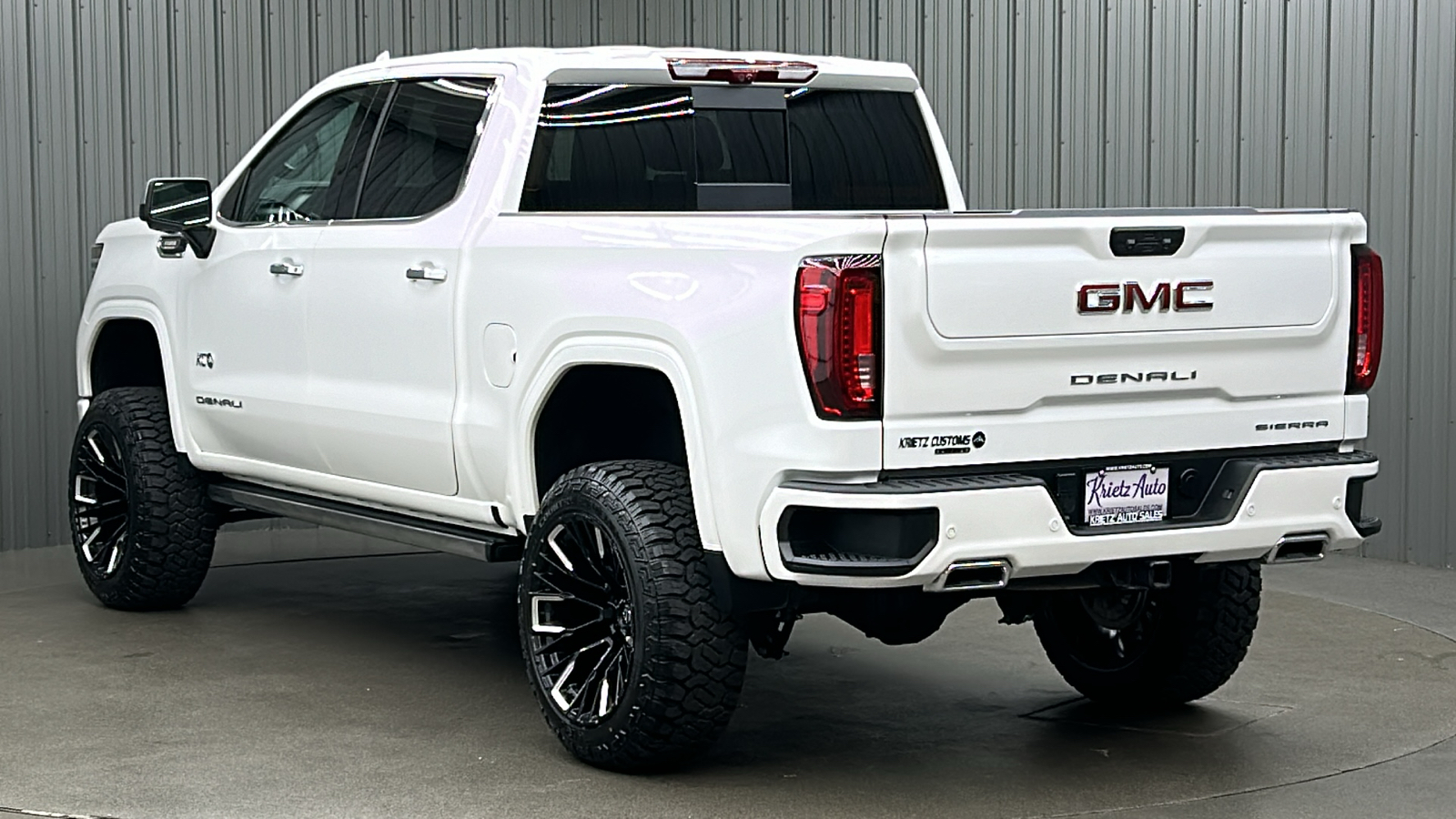 2023 GMC Sierra 1500 Denali 3