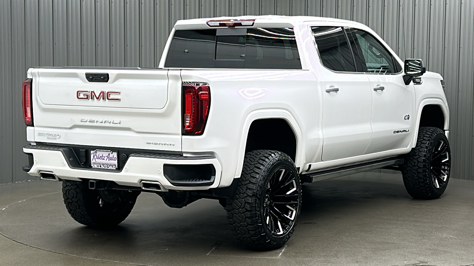 2023 GMC Sierra 1500 Denali 5