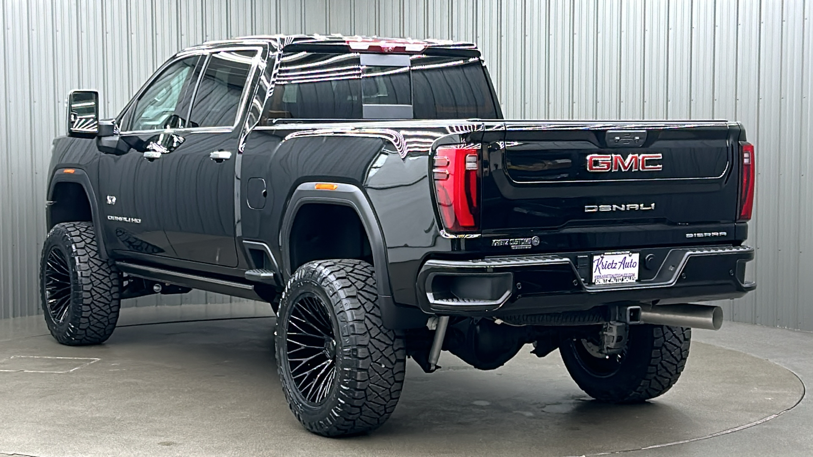 2024 GMC Sierra 3500HD Denali 3