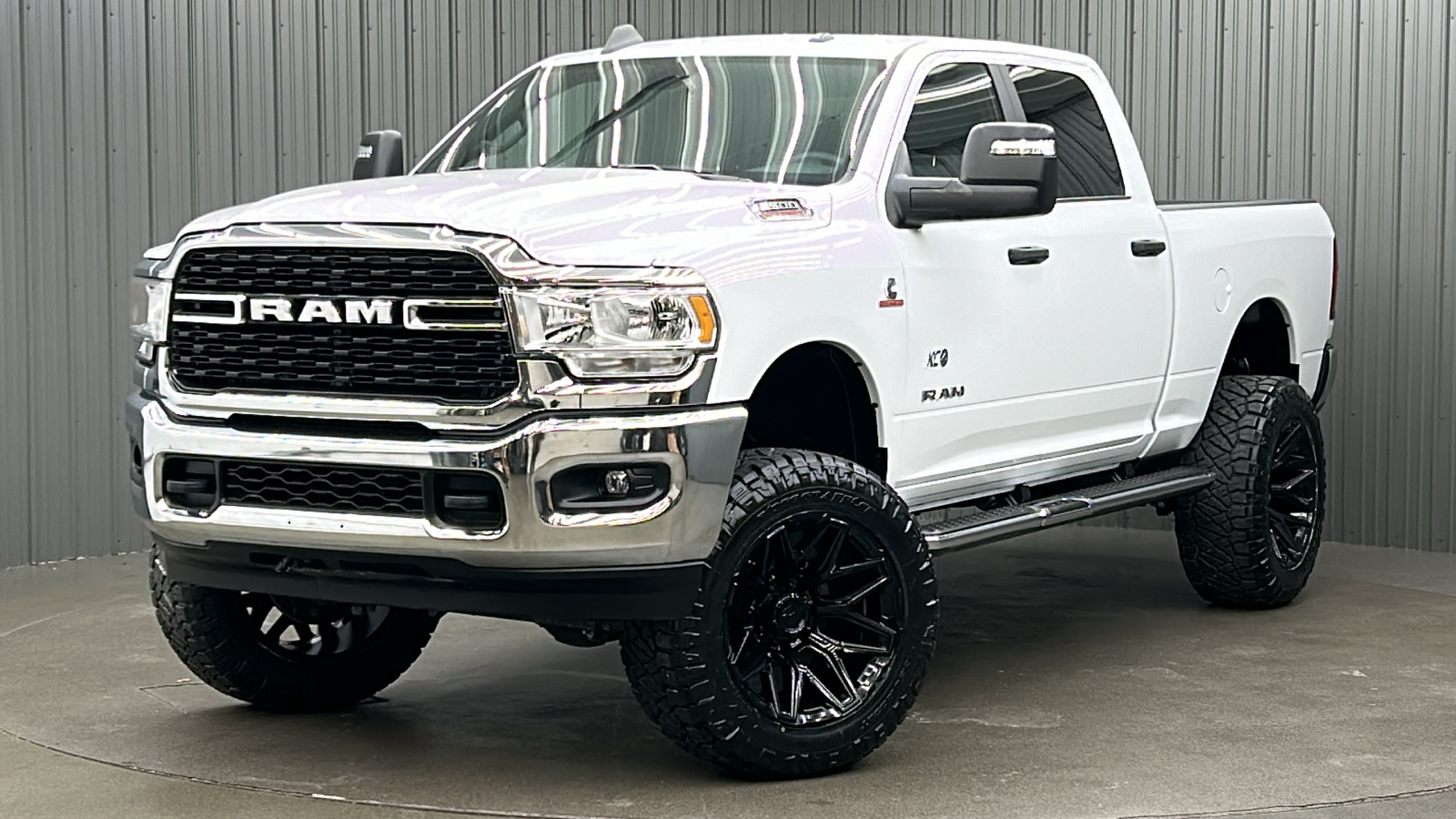 2024 Ram 2500 Big Horn 1