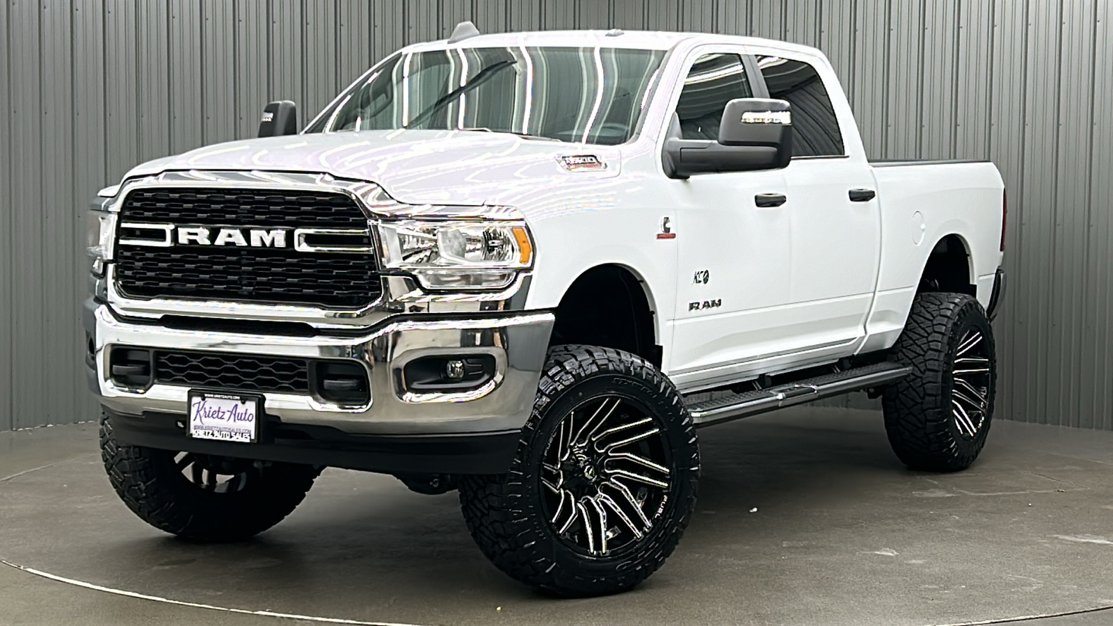 2024 Ram 2500 Big Horn 1