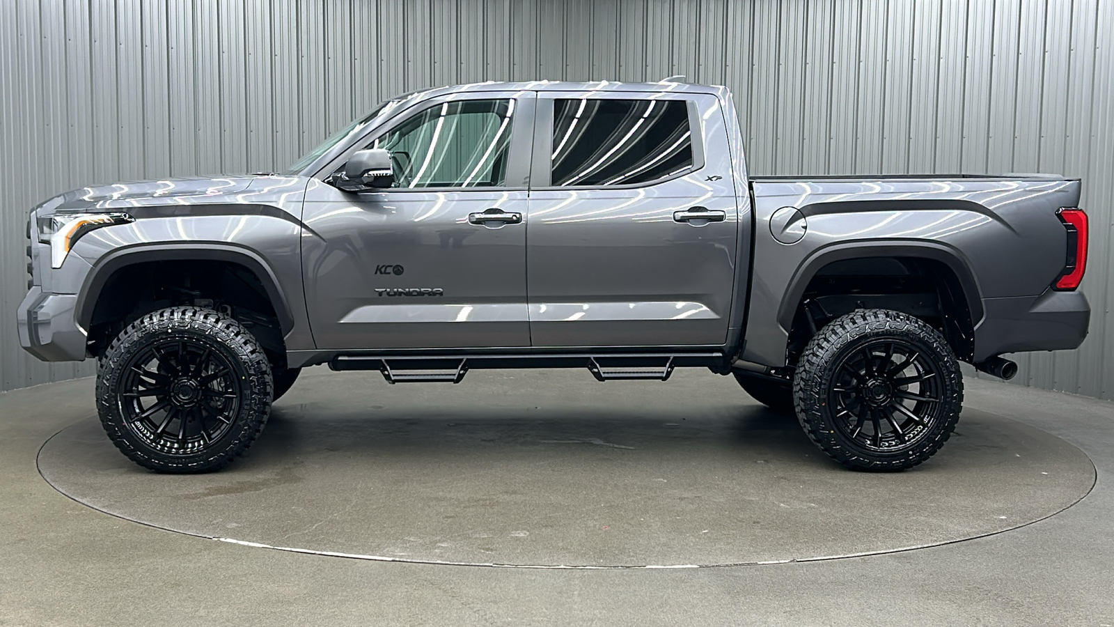 2024 Toyota Tundra SR5 2