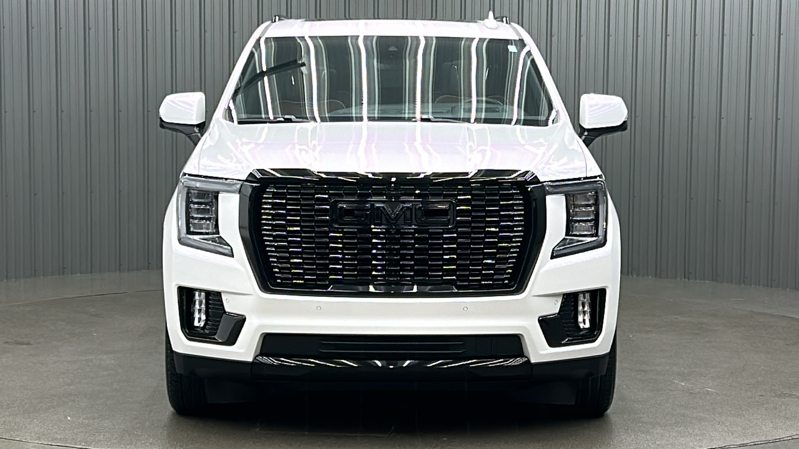 2023 GMC Yukon XL Denali Ultimate 8