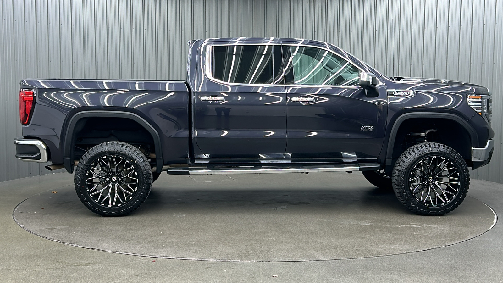 2023 GMC Sierra 1500 SLT 6