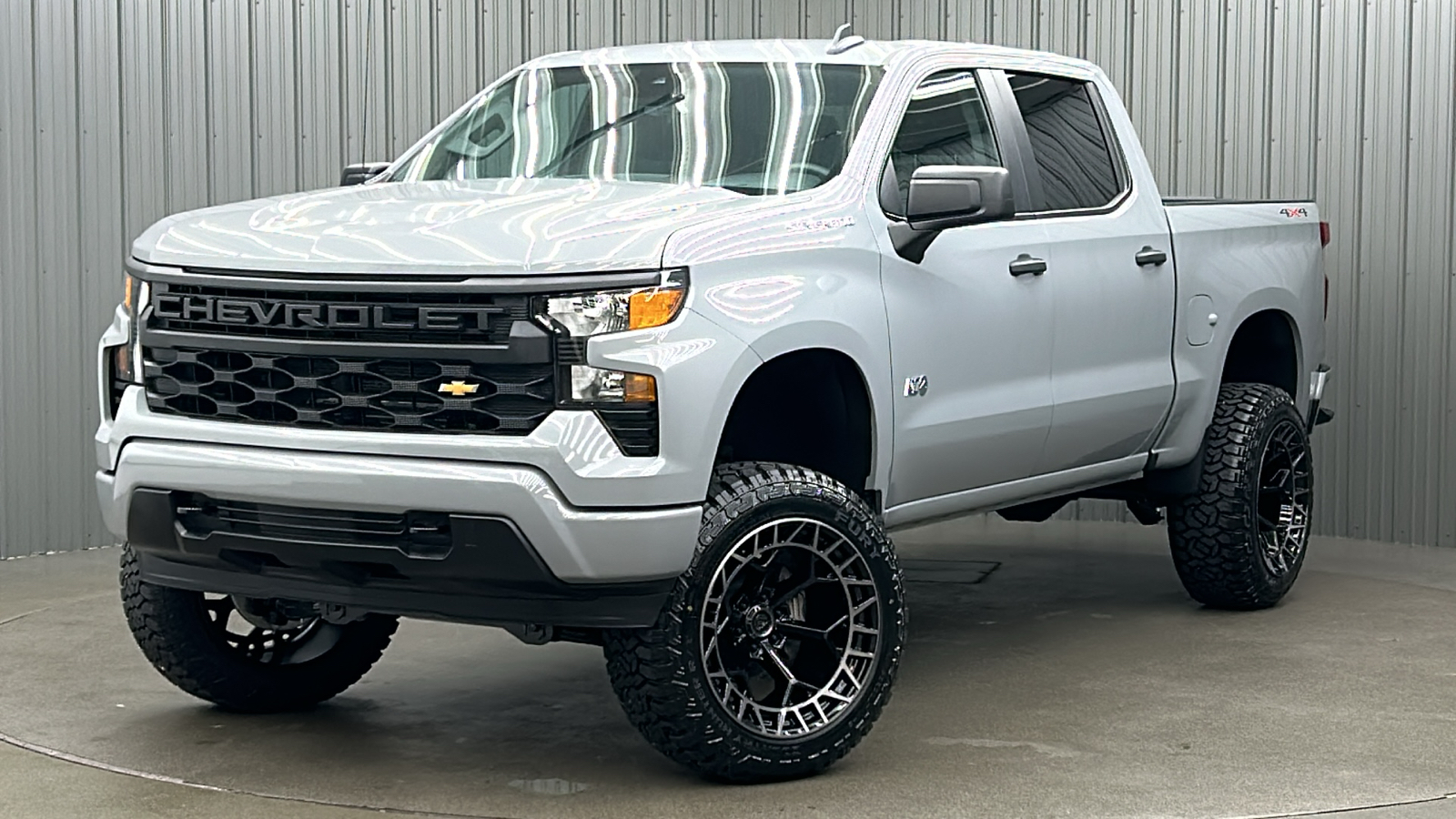 2024 Chevrolet Silverado 1500 Custom 1