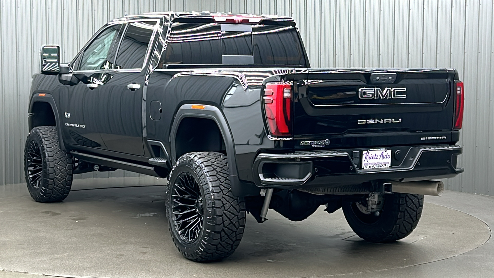 2024 GMC Sierra 3500HD Denali 3